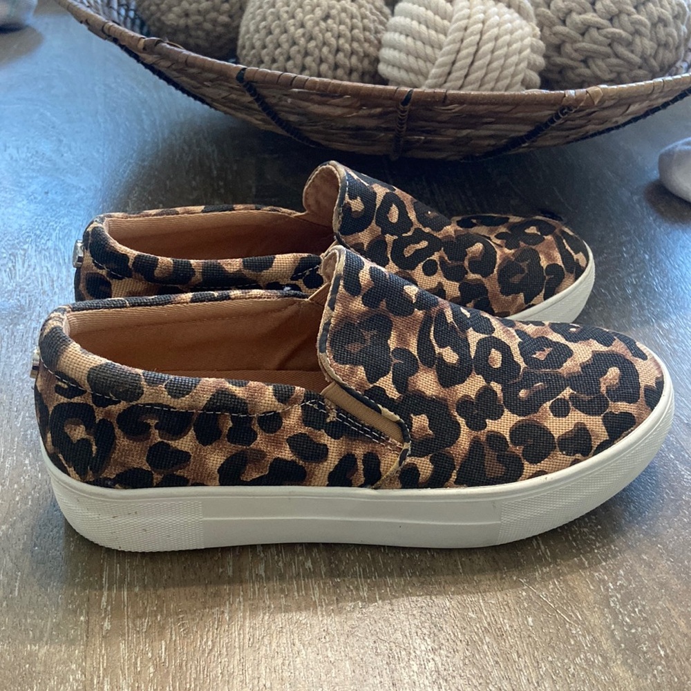 Steve Madden leopard print slide on sneakers